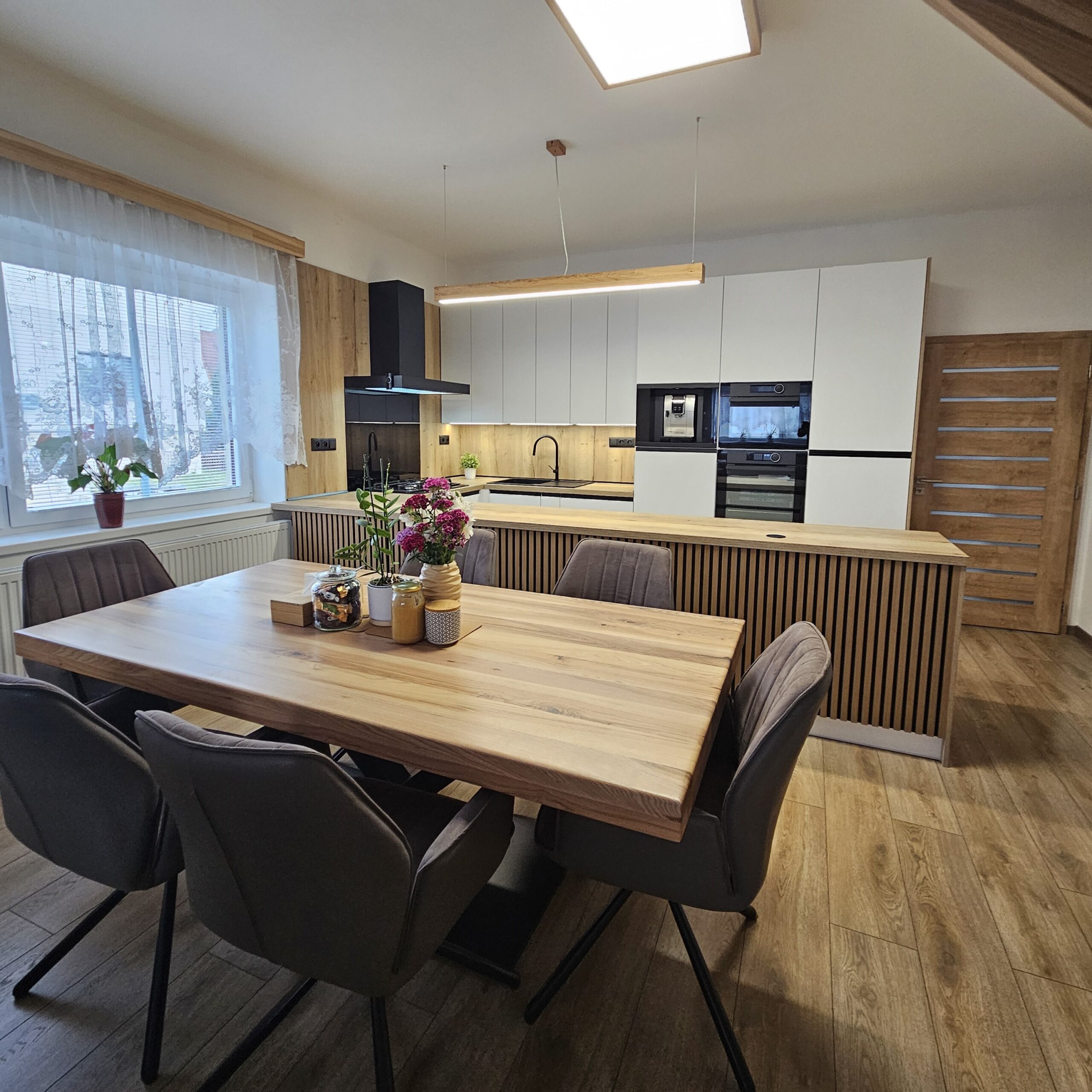 Elegantni kuchyne na miru Smrzovka 5 scaled